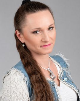 Dr. Harcsikn� Szit�s Esztella Judit